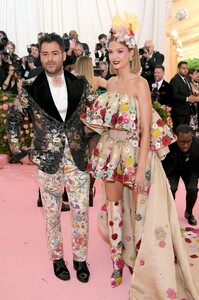 [1147442441] The 2019 Met Gala Celebrating Camp - Notes on Fashion - Arrivals.jpg