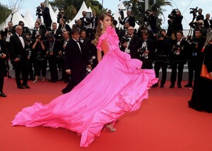 [1151000396] 'Oh Mercy! (Roubaix, Une Lumiere)' Red Carpet - The 72nd Annual Cannes Film Festival.jpg