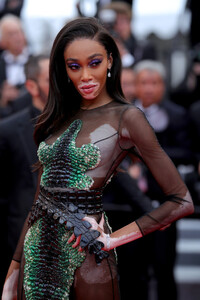 Winnie+Harlow+Oh+Mercy+Roubaix+Une+Lumiere+uPvj9bZ3DKLx.jpg
