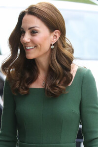 Duchess+Cambridge+Opens+Anna+Freud+Centre+L5OtpPqC0X8x.jpg