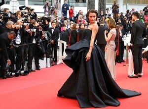 [44f45fadaef04110bd673d2a5a0d7f00] France Cannes 2019 A Hidden Life Red Carpet.jpg
