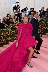 [1147438875] The 2019 Met Gala Celebrating Camp - Notes On Fashion - Arrivals.jpg