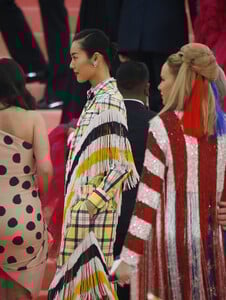 Liu+Wen+2019+Met+Gala+Celebrating+Camp+Notes+XG0aXWPXf8cx.jpg