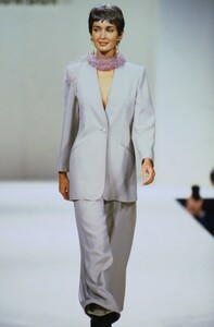 972802255_caroline-charles-ss(7).thumb.jpg.efc2f4b854a17c2ead96fbff968cf6b8.jpg