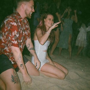 TAYLOR JAMES on Instagram_ _My crazy loves your cr_0(JPG).jpg