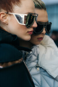 Adam-Katz-Sinding-Backstage-Byblos-Milan-Fashion-Week-Fall-Winter-2019-2020_AKS2057.thumb.jpg.07a7eb9c876acd194345eacc3f6db216.jpg