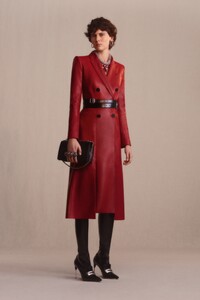 Alexander-McQueen-pre-fall-2019-collection-the-impression-013.thumb.jpg.e57badba9a104cf5246c06cbb4c3b4a3.jpg