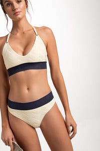 Bikini-Top-Deportivo-0B61092-Panty-con-textura-0P61092-F-5.jpg