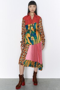 Marni-pre-fall-2019-collection-the-impression-014.thumb.jpg.b1a005e14613dc72d38457414d8ad8e5.jpg