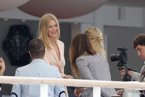 Toni-Garrn-at-Eden-Roc-Hotel-in-Cannes-03.jpg