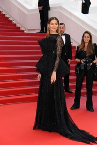 ana-beatriz-barros-the-traitor-red-carpet-at-cannes-film-festival-6.jpg