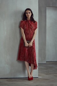 aw17-womenswear-lookbook-november-look-10-11_59f05c090c5b9.thumb.jpg.07d8ed60d99855b1be3270b16a61bb63.jpg