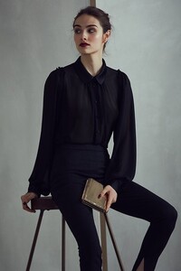 aw17-womenswear-lookbook-september-look-13-6_59a6c3bbbf345.thumb.jpg.cfab484e45f9101e2dc5ab4c446d179e.jpg