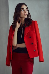 aw17-womenswear-lookbook-september-look-3-6_59a6c3bb92d64.thumb.jpg.1aea5b8d53a6624aa496b30499ba6dbb.jpg