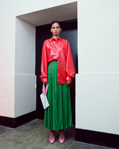 christopher-kane-pre-fall-2019-collection-the-impression-003.thumb.jpg.2c23c798cc513cc32f50553981b2dece.jpg