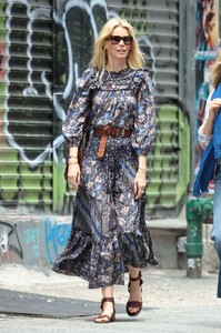 claudia-schiffer-street-style-nyc-05-30-2019-2.jpg