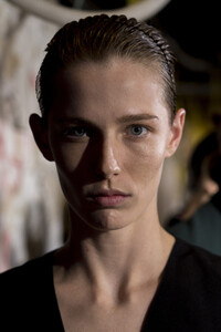 dion-lee-bks-a-rf19-0047.thumb.jpg.a7333b71d4f887f8656505411a005c26.jpg