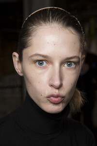 dion-lee-bks-m-rf19-1338.thumb.jpg.34386fe15708bbb68dbdec0a80ab3eda.jpg