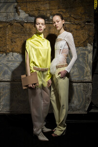 dion-lee-bks-m-rf19-1536.thumb.jpg.633351981c91cc6c909f3d76b3e6da82.jpg