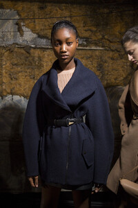 dion-lee-bks-m-rf19-1717.thumb.jpg.433088c1e971f73b25a06ae5a684a2c3.jpg
