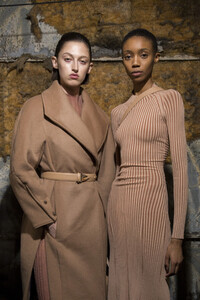 dion-lee-bks-m-rf19-1722.thumb.jpg.8d37ac68e14d885ab85ae877bf4ae758.jpg