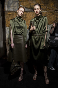 dion-lee-bks-m-rf19-1741.thumb.jpg.89dda60db99d931967c24cf1ea49654e.jpg