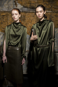 dion-lee-bks-m-rf19-1745.thumb.jpg.2a1eda6a504ffce4848c32147d55d8f3.jpg