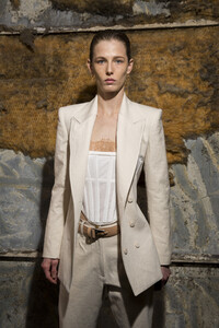 dion-lee-bks-m-rf19-1765.thumb.jpg.1620901e87fd6f240f3ea98d025cf95f.jpg