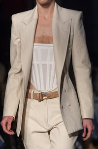 dion-lee-clp-rf19-4229.thumb.jpg.0c65ba93e2792ea74a2befe1aaf58e60.jpg