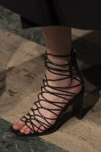 dion-lee-clp-rf19-4314.thumb.jpg.8999f39c5ab4a12141e003b7cd21131b.jpg