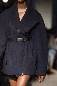 dion-lee-clp-rf19-4415.thumb.jpg.0a08375326ac8f9a25a431302a341564.jpg