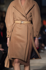 dion-lee-clp-rf19-4425.thumb.jpg.2d4efeb654289f1a2a9d256ecfa6e885.jpg