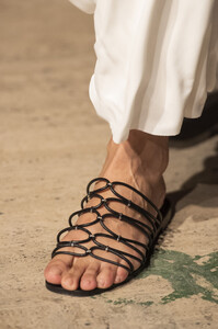 dion-lee-clp-rf19-4526.thumb.jpg.679ccb5dc9fd237926454b3892e25038.jpg