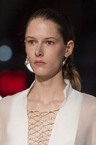 dion-lee-clp-rf19-4547.thumb.jpg.69ac7f0932fa51d85a721eb15dc258cb.jpg