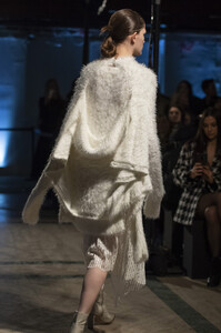 dion-lee-clp-rf19-4664.thumb.jpg.b9000c58208467ca0e1f10d775767698.jpg