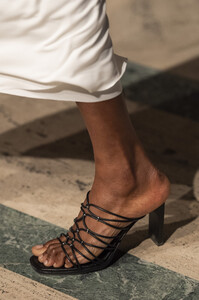 dion-lee-clp-rf19-4751.thumb.jpg.cbe1ddd83b1104cd62badfee8ce6e305.jpg