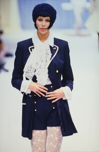 fashion-photography-archive-image-work-image----batch18----fullSize----103900_103900-79_0016_fs.jpg.thumb.jpg.4881279c9b5dd837bba79cd33b1017ae.jpg