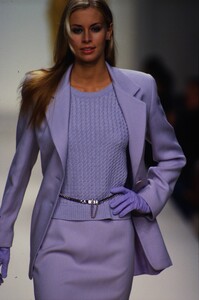 fashion-photography-archive-image-work-image----batch4----fullSize----103205_103205-3_0048_fs.jpg.thumb.jpg.6905e8955f6f64041eeaf888806fd45b.jpg