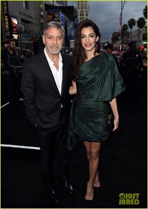 george-clooney-amal-catch-22-premiere-03.jpg