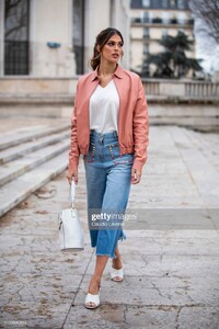 iris-mittenaere-attends-the-tods-lunch-outside-arrivals-at-monsieur-picture-id1133840813.jpg