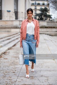 iris-mittenaere-attends-the-tods-lunch-outside-arrivals-at-monsieur-picture-id1133842055.jpg