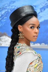 janelle-monae-attends-the-chanel-show-as-part-of-the-paris-fashion-picture-id1133780770.jpg