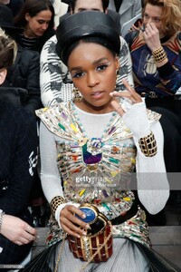 janelle-monae-attends-the-chanel-show-as-part-of-the-paris-fashion-picture-id1133790779.jpg