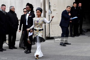 janelle-monae-attends-the-chanel-show-as-part-of-the-paris-fashion-picture-id1133791967.jpg