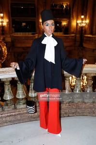 janelle-monae-attends-the-stella-mccartney-show-as-part-of-the-paris-picture-id1133553752.jpg