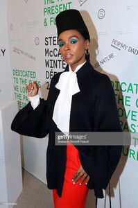 janelle-monae-attends-the-stella-mccartney-show-as-part-of-the-paris-picture-id1133553960.jpg