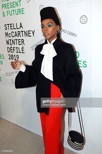 janelle-monae-attends-the-stella-mccartney-show-as-part-of-the-paris-picture-id1133554998.jpg