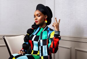 janelle-monae-uglydolls-portrait-session-in-la-april-2019-5.jpg