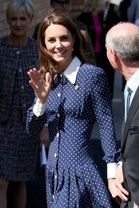 kate-middleton-75th-anniversary-of-d-day-exhibition-at-bletchley-park-05-14-2019-3.jpg