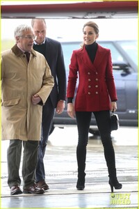 kate-middleton-prince-william-visit-wales-14.jpg